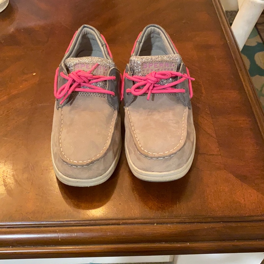 Sperrys girls size 4.5